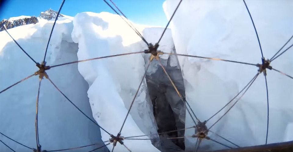 flyability zwitserland gimball drone for good award alpen gletsjer botsing 2016